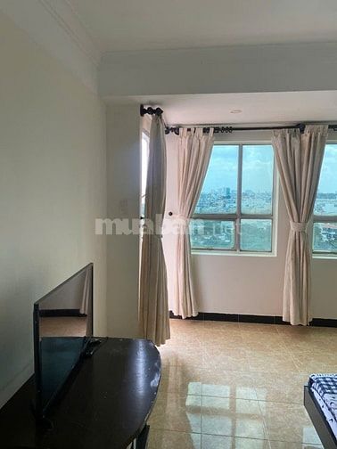 Cho thuê căn hộ lầu 9 full nội thất
