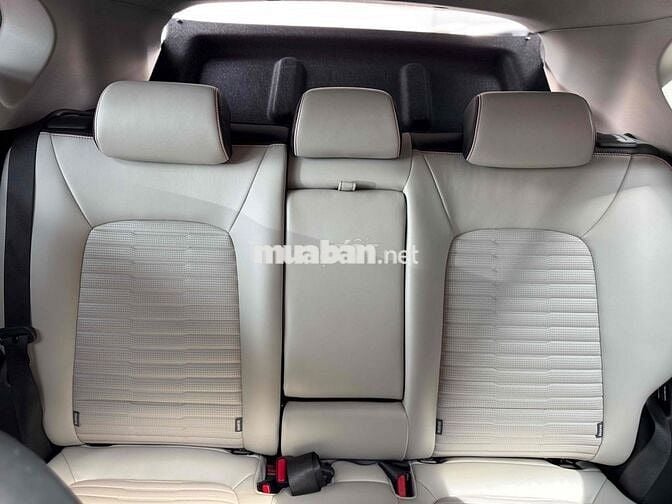 Kia Sonet 2024 Premium 1.5 AT - 16900 km