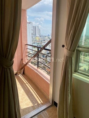 Cho thuê căn hộ lầu 9 full nội thất
