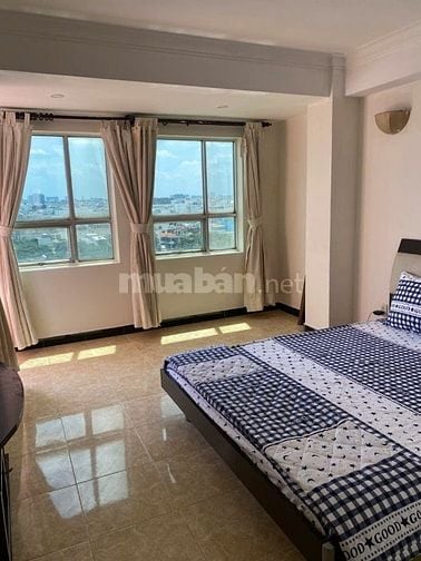 Cho thuê căn hộ lầu 9 full nội thất
