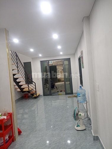 Bán nhà mới xây, 1 lầu, gần chợ 26, Biên Hoà, Đồng Nai