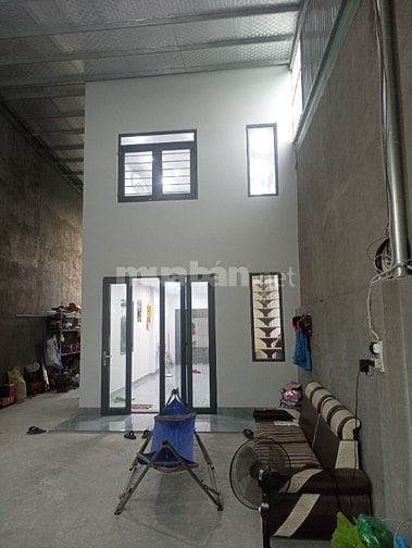 Bán nhà mới xây, 1 lầu, gần chợ 26, Biên Hoà, Đồng Nai
