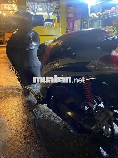 xe mới 90% xe hay bảo hành định kì,dàn áo mới