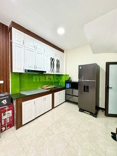 🏡 NHÀ ĐẸP BÁT KHỐI,LONG BIÊN 🚗 ÔTÔ ĐỖ CỬA NGÀY ĐÊM – 5 TẦNG MỚI CỨNG