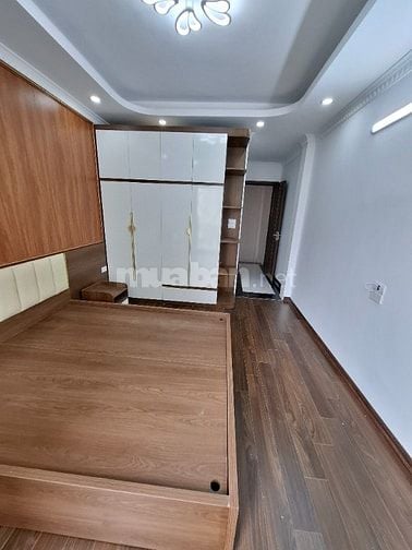 🏡 NHÀ ĐẸP BÁT KHỐI,LONG BIÊN 🚗 ÔTÔ ĐỖ CỬA NGÀY ĐÊM – 5 TẦNG MỚI CỨNG