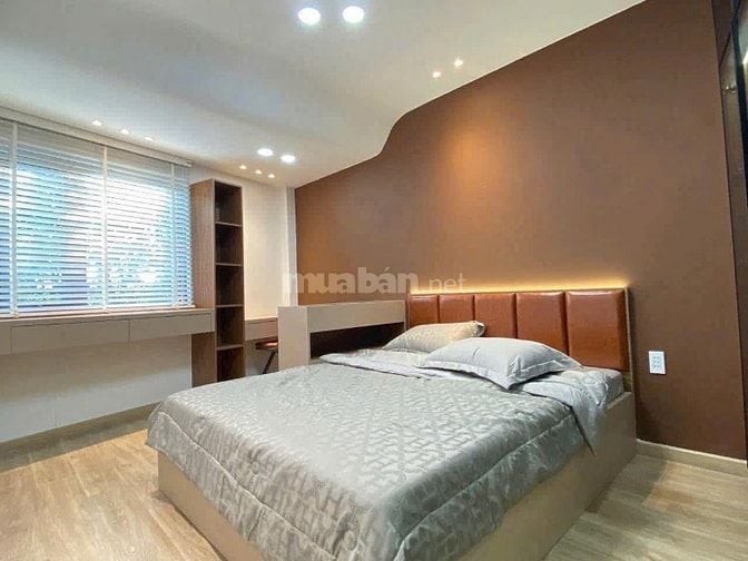 Nhà Nguyễn Thị Minh Khai chính chủ rao bán, 4tỷ89, 48m2, SHR, LH em TL