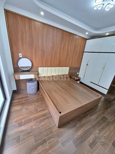 🏡 NHÀ ĐẸP BÁT KHỐI,LONG BIÊN 🚗 ÔTÔ ĐỖ CỬA NGÀY ĐÊM – 5 TẦNG MỚI CỨNG