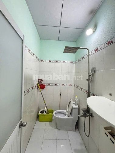 Chú 6 cần tiền bán căn nhà 1 trệt 1 lầu ở Tân Hiệp, Hóc Môn, 790 triệu