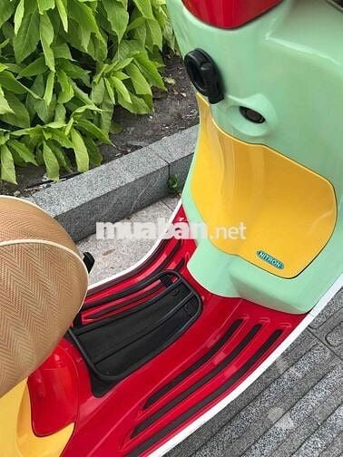 Vespa Primavera Sean Wotherspoon .9 chủ