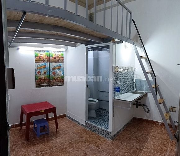 Phòng 20m2, có gác wc riêng, tự do, cạnh làng SOS, ngã 3 Tân Sơn QT
