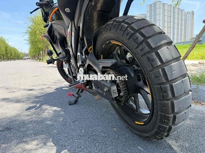 Do Lên Cc nên em cần nhượng lại xe FZ250 Tâm Huyêt