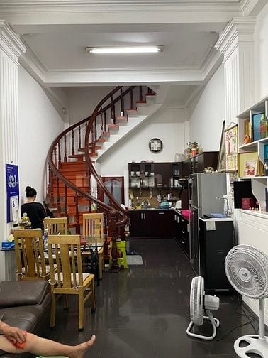 Ngay trung tâm quận1 Lê Thánh  Tôn khu vực hiếm bán 14tỷ TL 