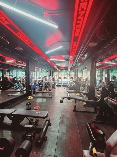 Bán Toà nhà Nguyễn Thái Học, văn phòng, kinh doanh thể thao đỉnh cao