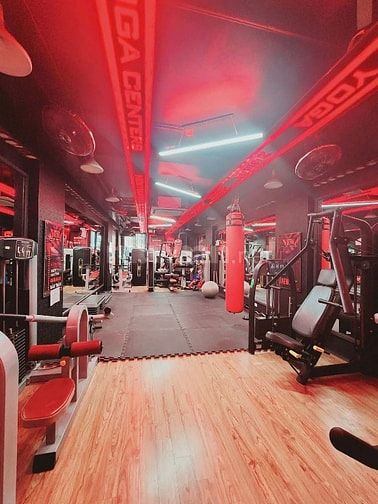 Bán Toà nhà Nguyễn Thái Học, văn phòng, kinh doanh thể thao đỉnh cao