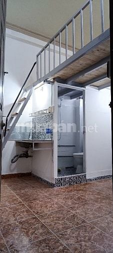 Phòng 20m2, có gác wc riêng, tự do, cạnh làng SOS, ngã 3 Tân Sơn QT