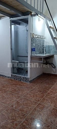 Phòng 20m2, có gác wc riêng, tự do, cạnh làng SOS, ngã 3 Tân Sơn QT