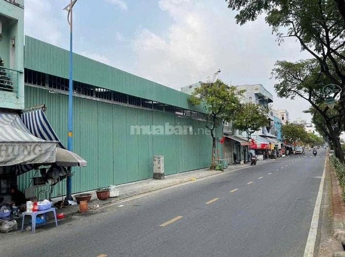 Cho thuê Kho 2 mặt tiền Kênh Tân Hóa, P11, Q.6 giá 10tr