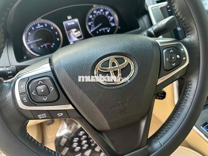 Toyota Camry 2014 XLE 2.5 AT - 34835 km