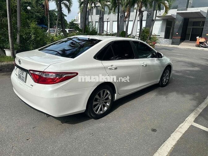 Toyota Camry 2014 XLE 2.5 AT - 34835 km