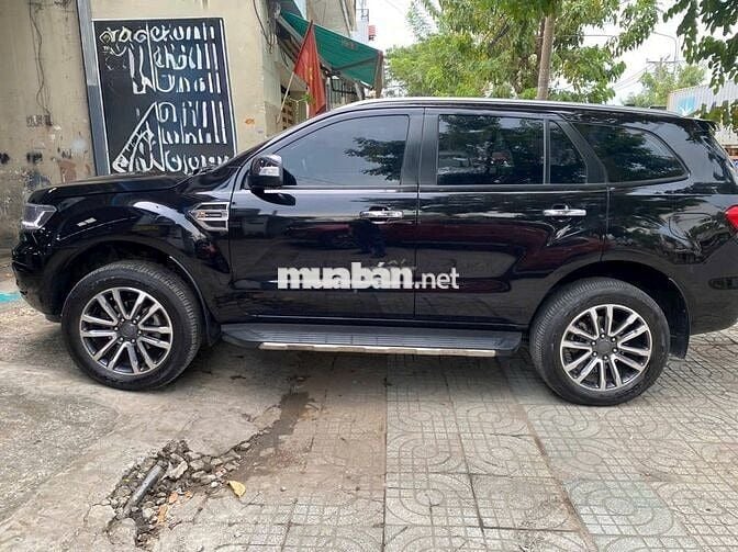 Ford Everest 2022 Titanium 2.0L 4x4 AT - 99000 km