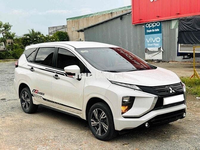 Mitsubishi Xpander 2022 sàn full đồ chơi