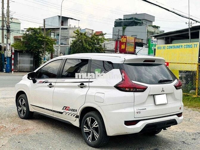 Mitsubishi Xpander 2022 sàn full đồ chơi