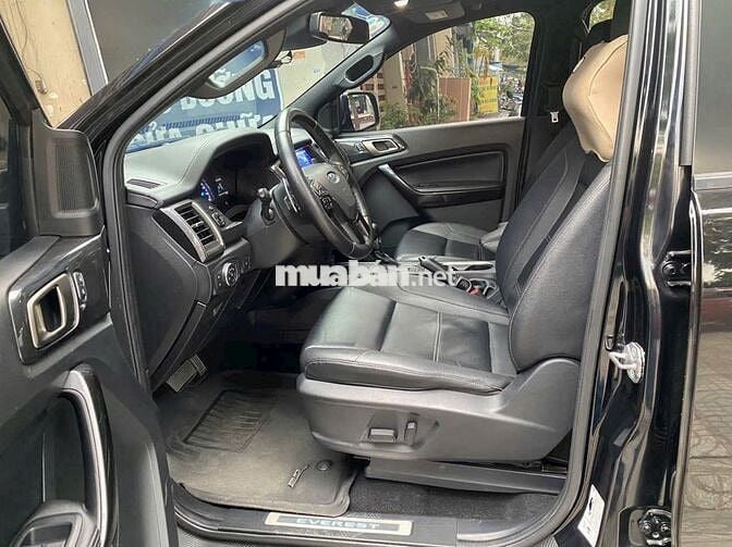 Ford Everest 2022 Titanium 2.0L 4x4 AT - 99000 km
