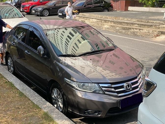 Honda City đời 2013, chính chủ, đủ pháp lý, đi 100000km, màu nâu