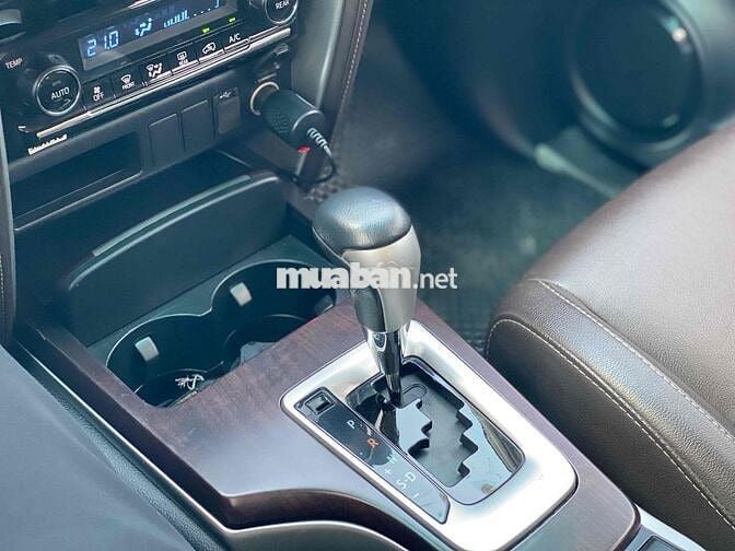 Toyota Fortuner 2019 2.7V 4x2 AT - 60000 km