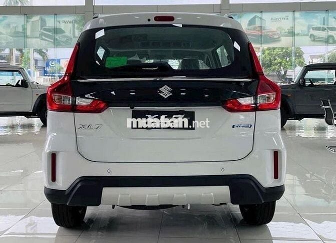 Suzuki XL7 2025 xe 7 chổ giá rẽ hổ trợ nợ xấu