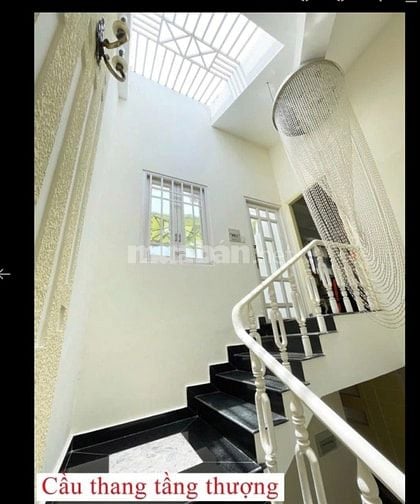 Bán biệt thự Trung Sơn 10x20m ngay công viên giáp bờ sông chỉ 32 tỷ.