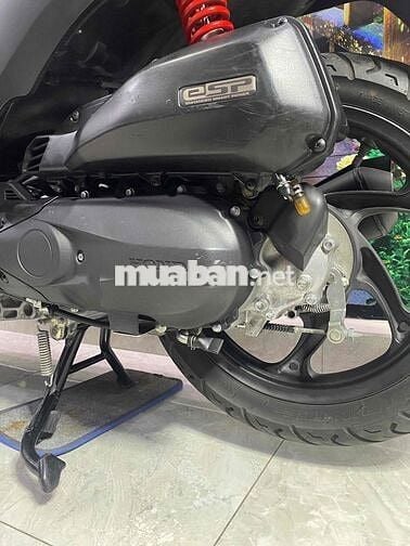 cần bán chiếc xe honda vision màu đen xám đk 2020