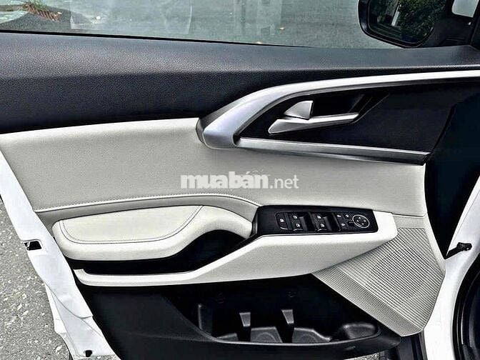 Cần bán KIA Carens đời 2023