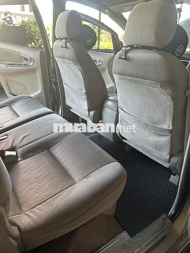 Toyota Innova 2014 2.0E - 92000 km