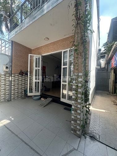 Nhà Hiếm Rẻ Đẹp chợ Tân Hương, 63m2 , 2 tầng , chỉ hơn 4 tỷ
