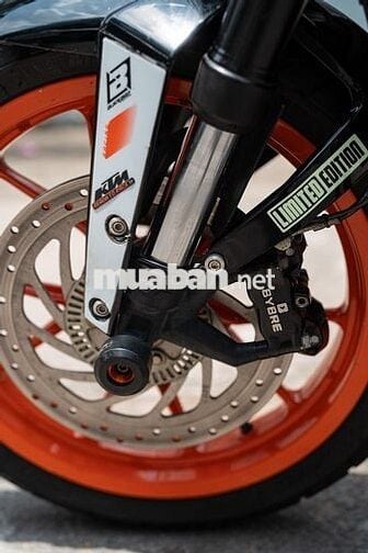 KTM DUKE 390