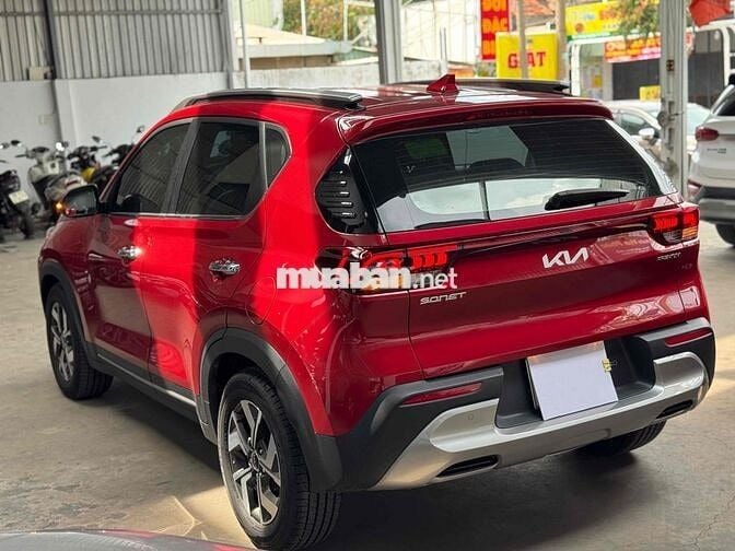 Kia Sonet 2024 Premium 1.5 AT - 16900 km