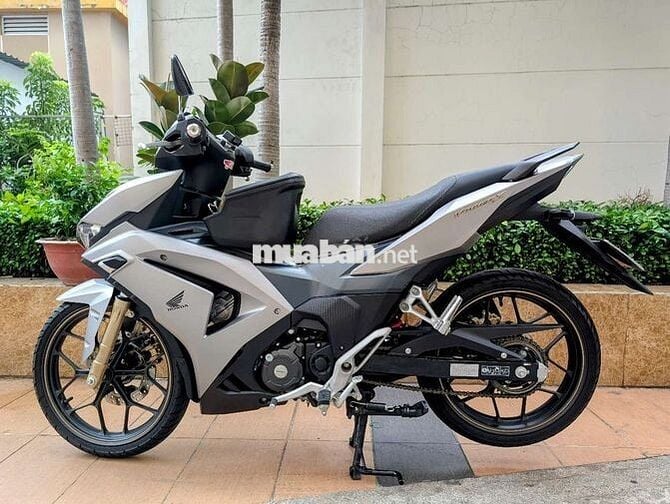 Honda Winner V3 màu bạc tuyệt đẹp