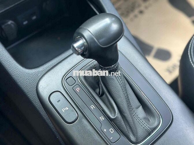 Kia K3 2015 2.0 AT - 53000 km