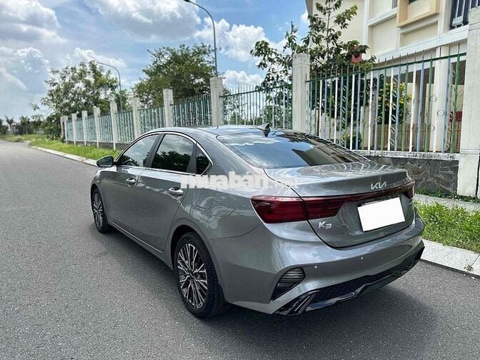 Kia K3 2021 Premium 1.6 AT - 18000 km