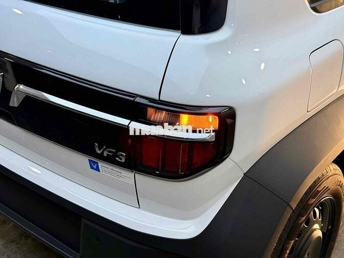 VinFast VF3 sẵn xe giao ngay tại Tp. Hồ Chí Minh