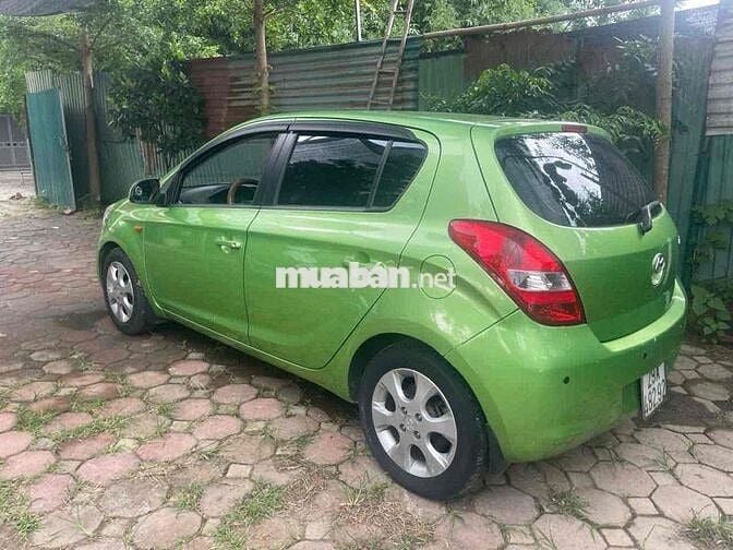 Hyundai i20 2011 - 200000 km