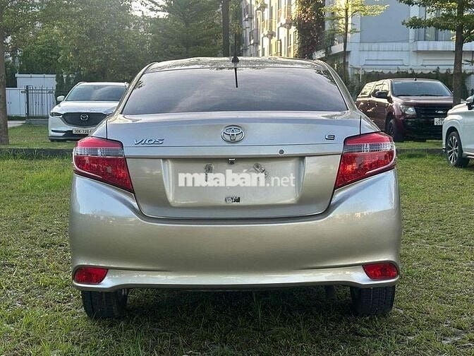 Toyota Vios 2017 1.5E MT - 120000 km bao zin chêch