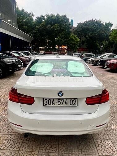 BMW 3 Series 2014 320i - 130000 km