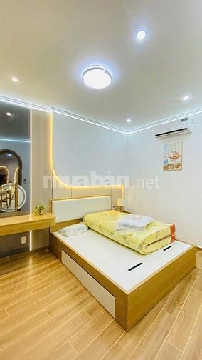 Nhà sân vườn nghỉ dưỡng trung tâm Phú Nhuận 51m² + sân riêng 39m²