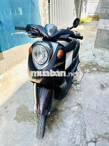 Cần bán xe YAMAHA Mio Classico .  Xe đẹp ( nữ đi )
