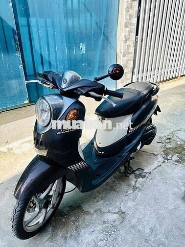 Cần bán xe YAMAHA Mio Classico .  Xe đẹp ( nữ đi )