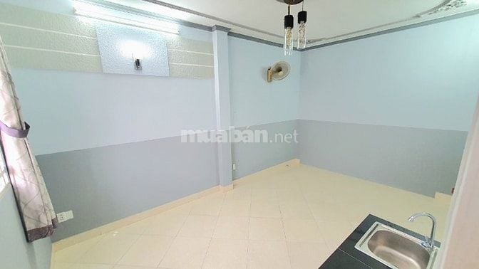 Phòng Cửa Sổ Lớn - M.Lạnh inverter 2025 (sau lưng bv Hoàn Mỹ - PXL)