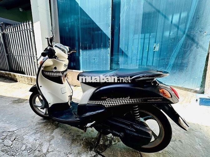 Cần bán xe YAMAHA Mio Classico .  Xe đẹp ( nữ đi )