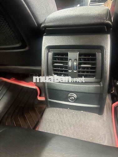BMW 3 Series 2014 320i - 130000 km